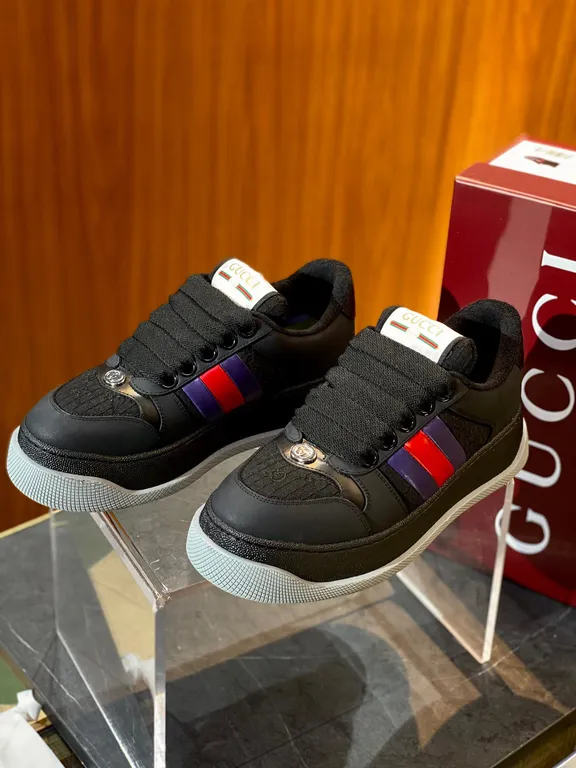 Gucci Shoe 